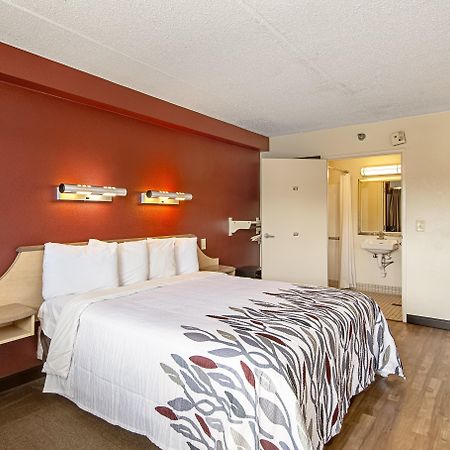 Red Roof Inn North Charleston Coliseum Bagian luar foto