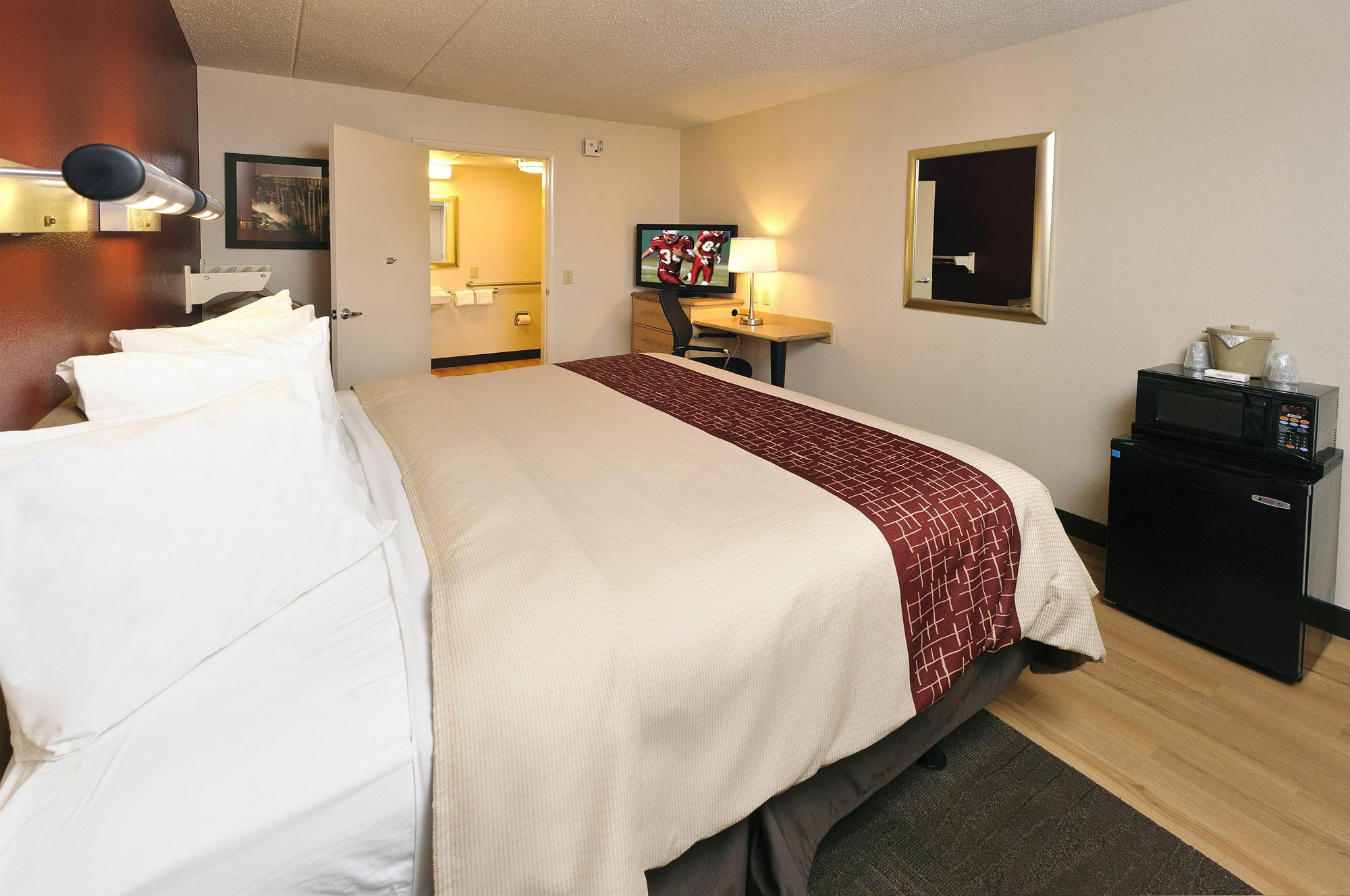 Red Roof Inn North Charleston Coliseum Bagian luar foto